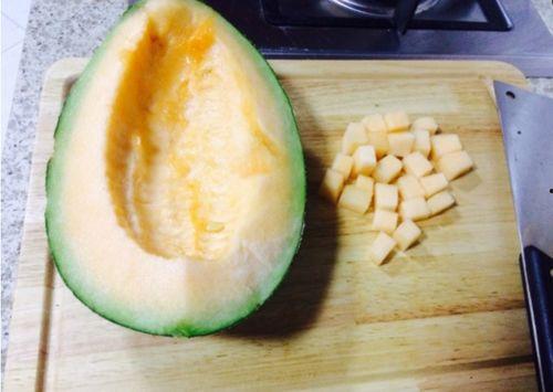 小象吃哈密瓜视频播放,哈密瓜盛宴萌动瞬间