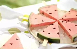 在家吃瓜的视频,揭秘热门吃瓜视频背后的欢乐时光